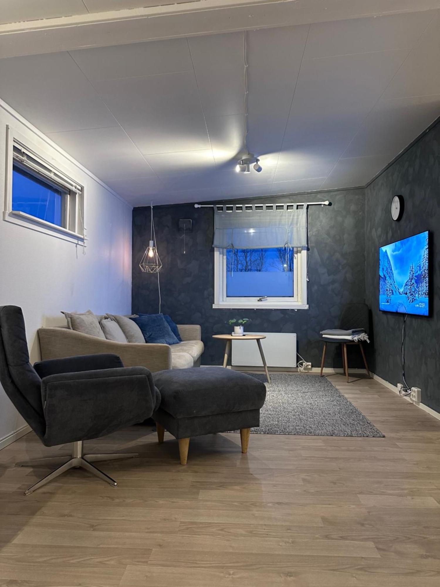 Fin Sentral Leilighet I Lakselv! Extérieur photo